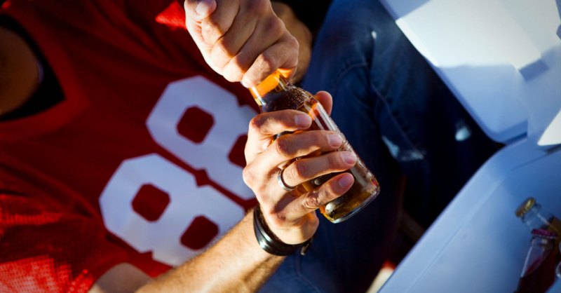 8 Hidden Flasks for Drinking On the Go  Drinking beer, Beer, Cool gadgets  to buy