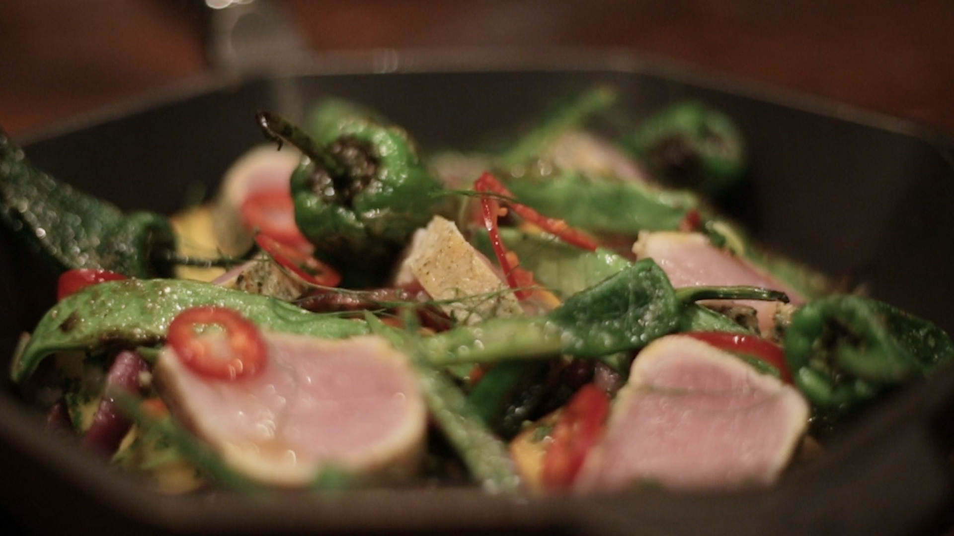 flash-in-the-pan-cast-iron-seared-tuna-the-manual