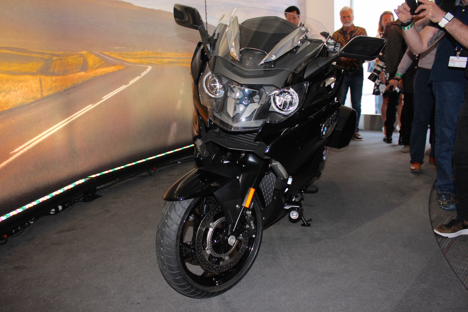 New BMW K1600 B Touring Bike Wants to Define Two Wheeled Comfort