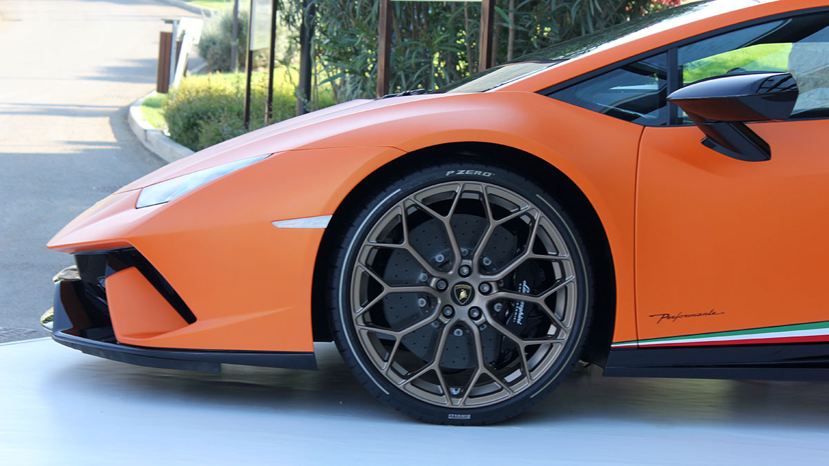 Lamborghini Huracan Performante First Drive Review - The Manual