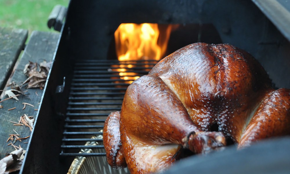 smoked turkey thanksgiving