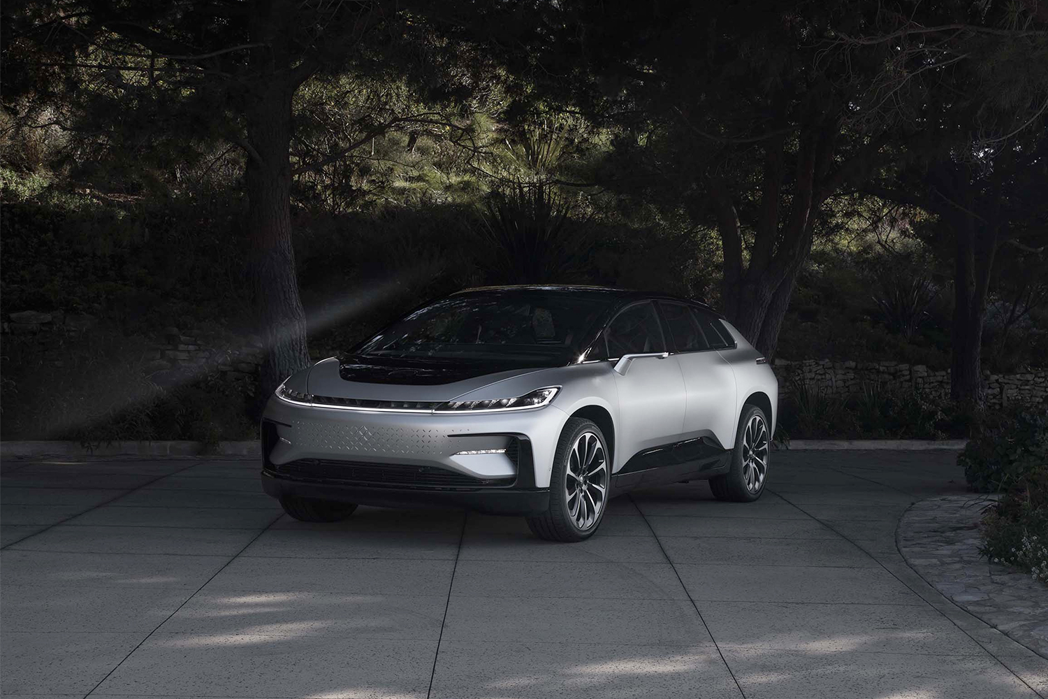 Concept shot of Faraday Future FF91 luxury electric crossover.