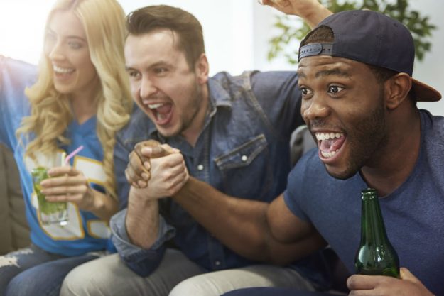 How to watch Super Bowl 50 online for free without cable on Windows 10  devices - Pureinfotech