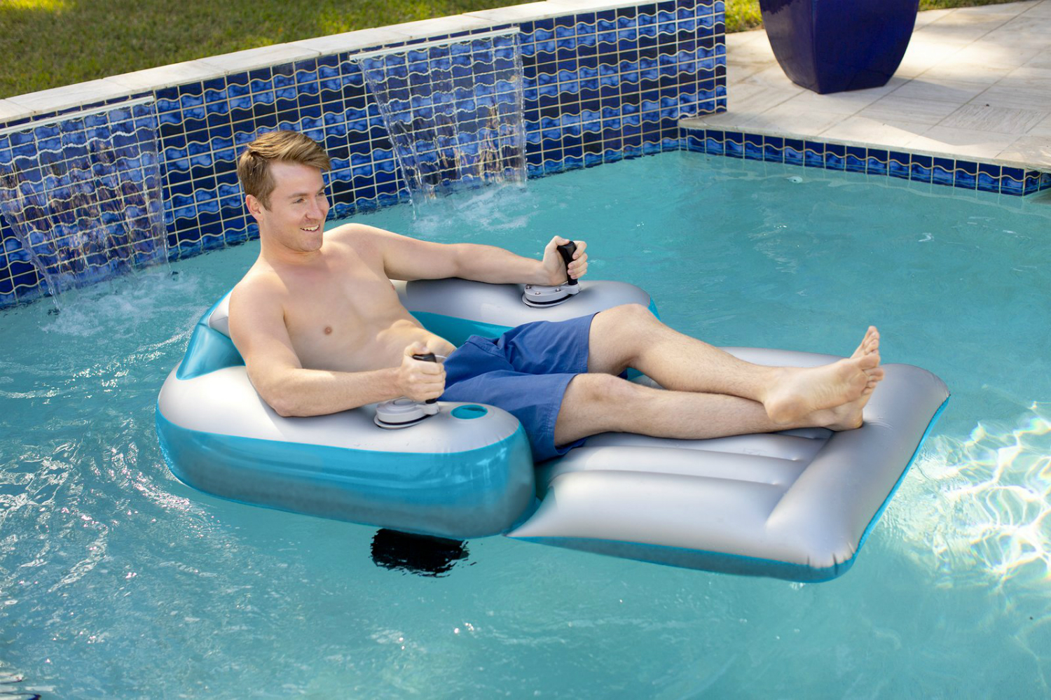 excalibur motorized pool lounger