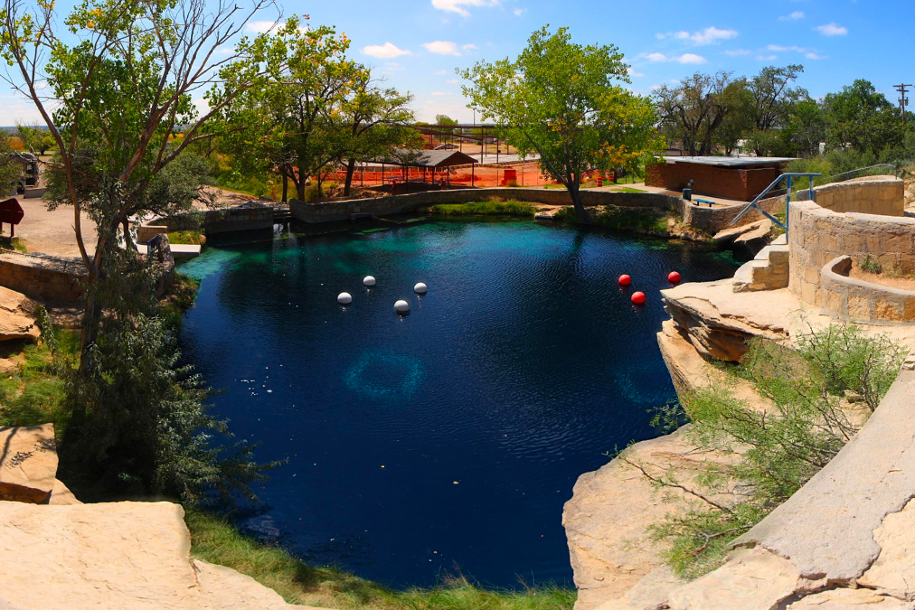 Blue Hole, New Mexico