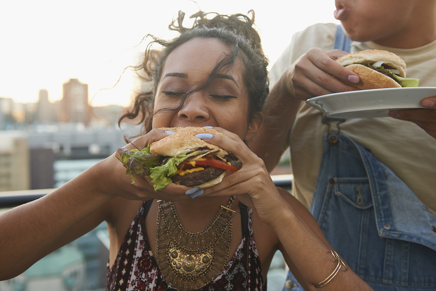 How to Grill Burgers The Right Way Every Time - The Manual