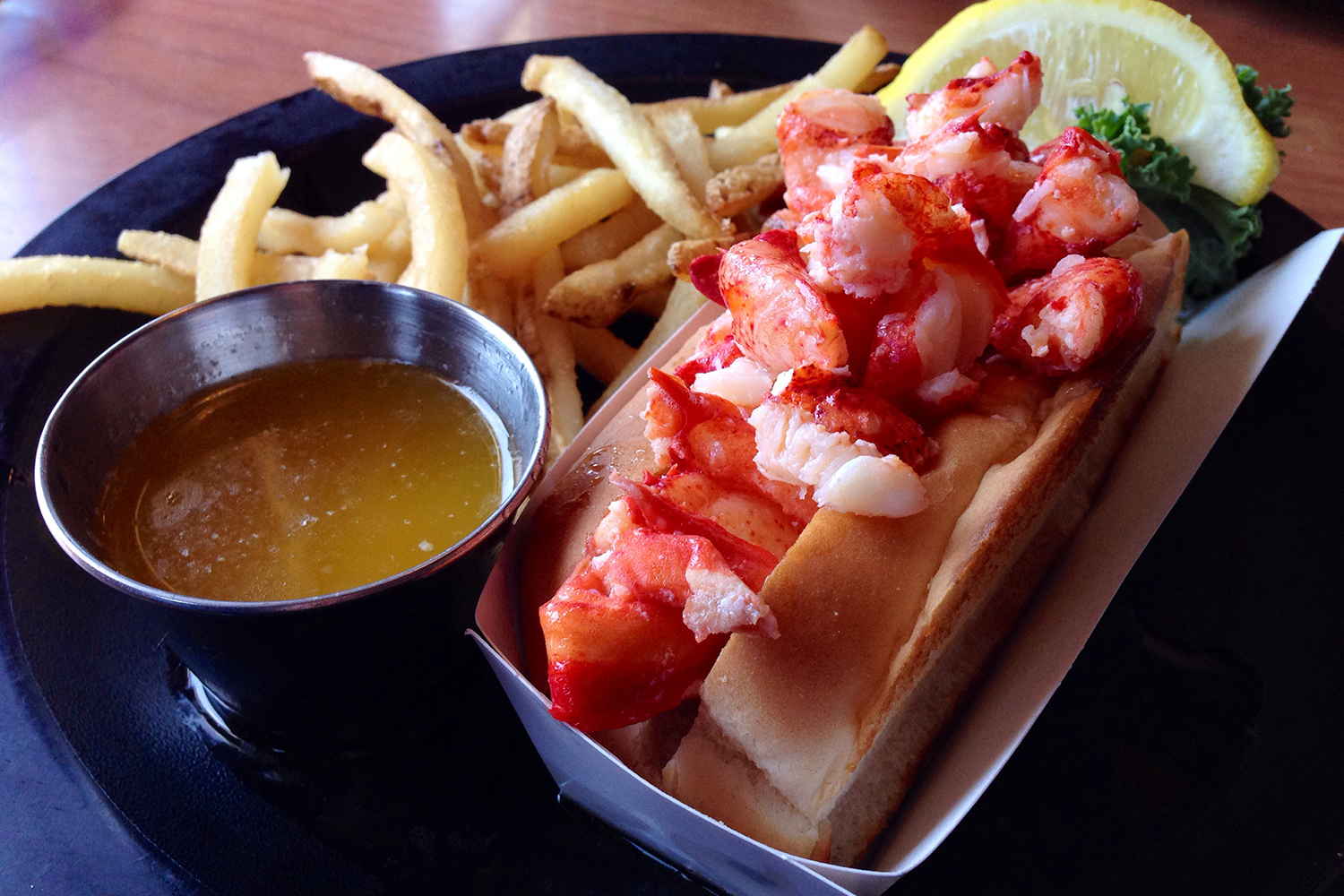 connecticut lobster roll