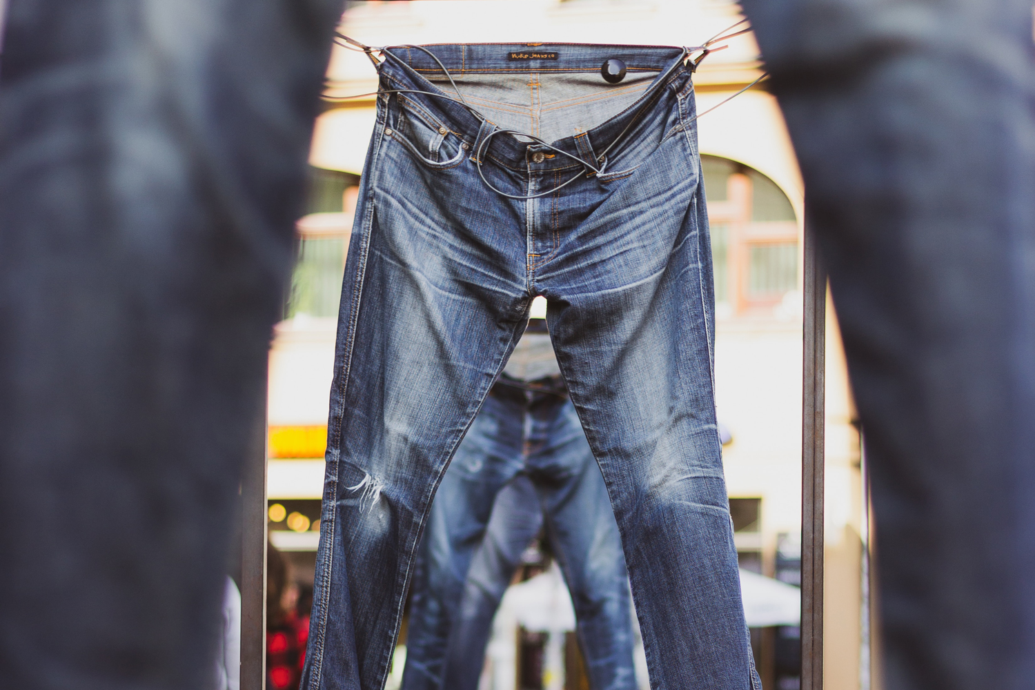 The Ultimate Guide to How to Wash Your Jeans