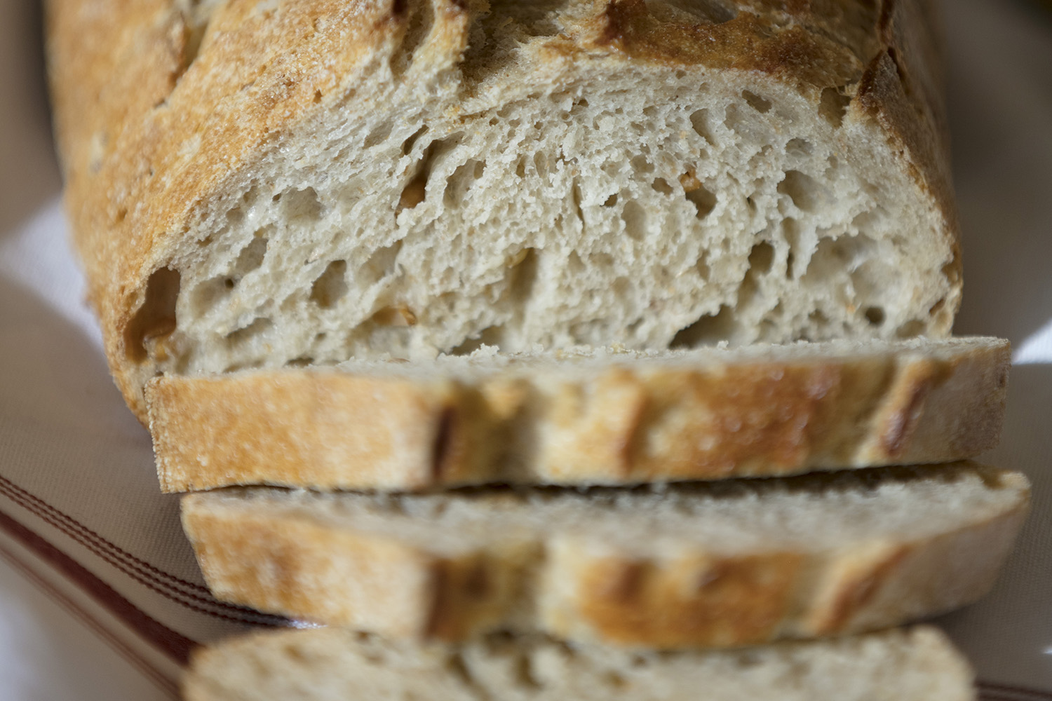 We Asked a Pro for His Tips on How to Make Sourdough Bread at Home ...