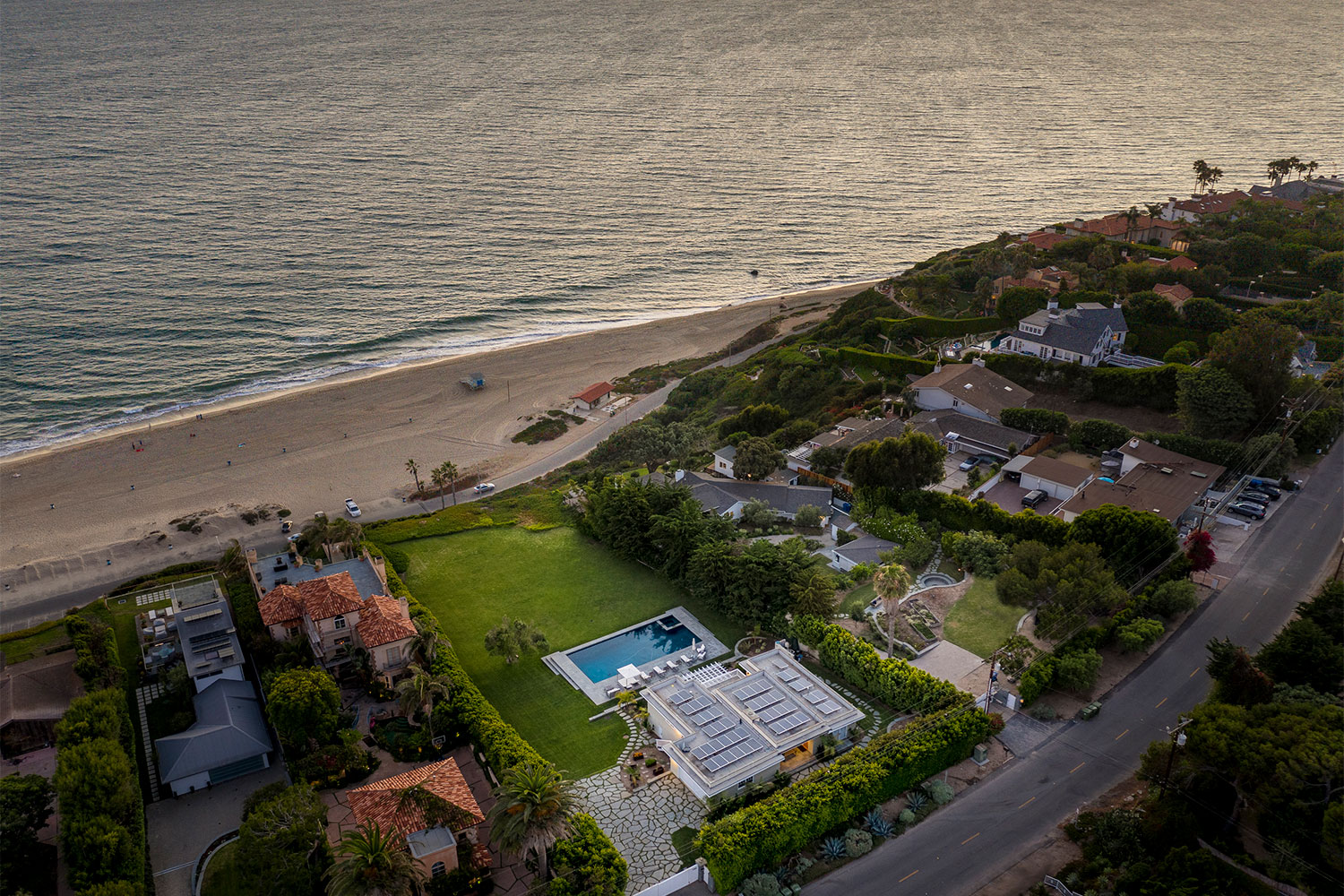 Shaun White drops $3.85 million on Encinitas beach home