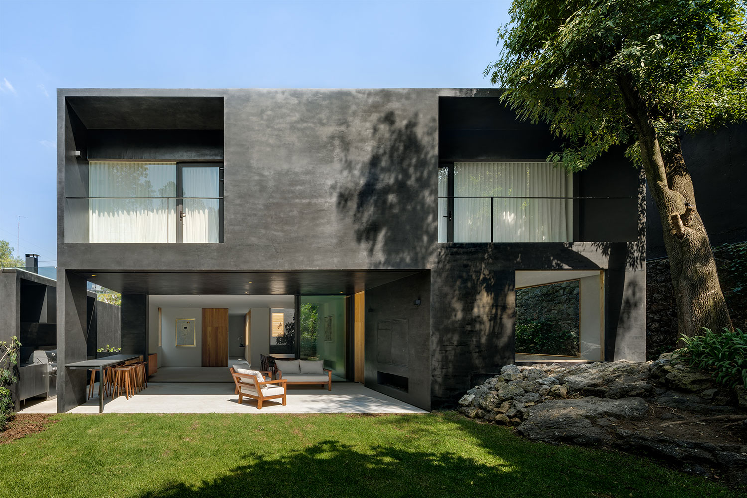 Nature and Home Come Together as One at Lluvia Residence | The Manual