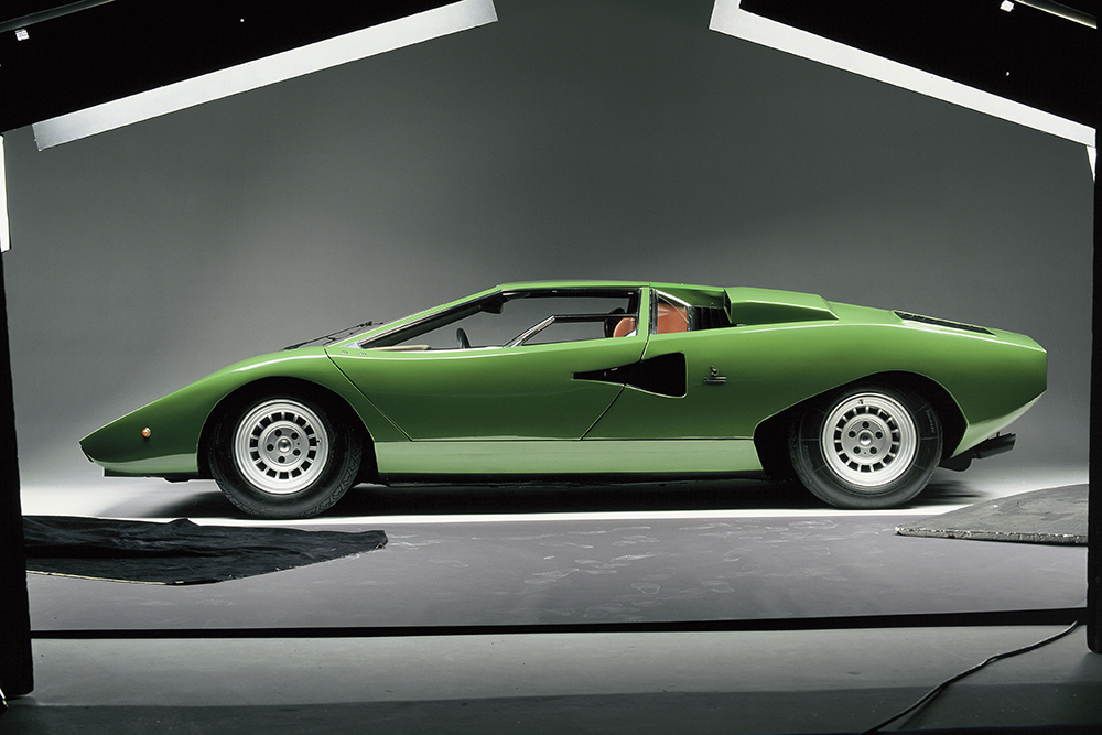 https://www.themanual.com/wp-content/uploads/sites/9/2020/05/lamborghini-countach-2.jpg?p=1