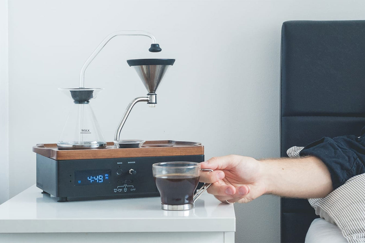 Coffee maker 2024 alarm clock