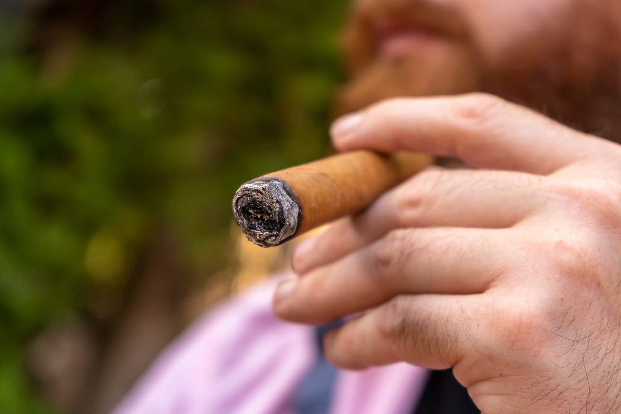 How to Smoke Your First Cigar – The Beard Club