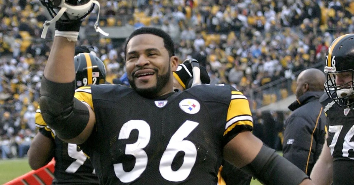 Super Bowl Champ Jerome Bettis Tells You How To Tap Into The Fighting  Spirit - The Manual