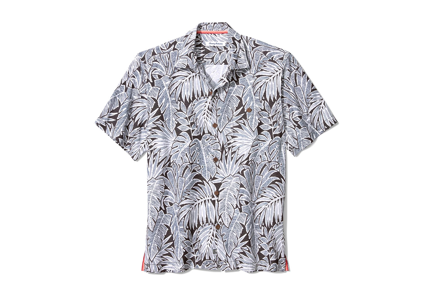 5 Reasons Why You Should Wear Hawaiian Shirts All Year Round - The Manual