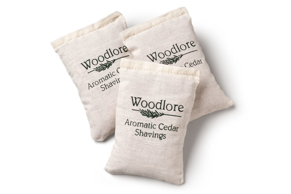 Woodlore Cedar Spray