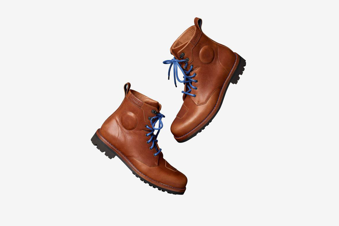 Aether sale moto boot