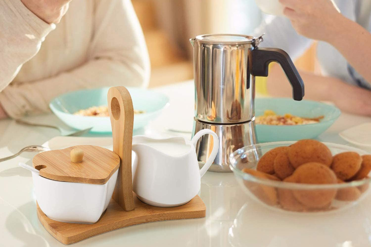 Breakfast in Bed for Valentine's Day: 15 Accessories You Need to