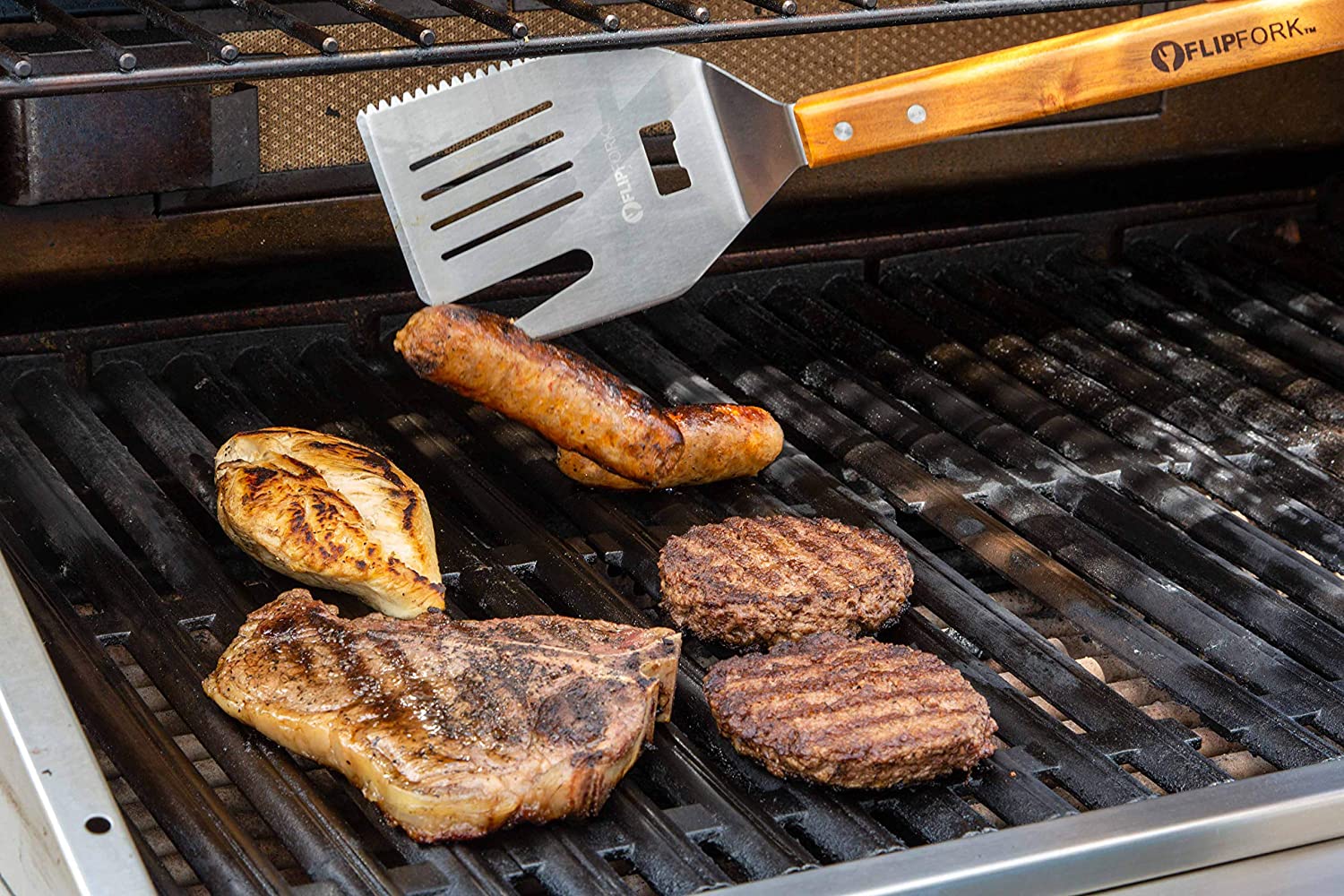 The 6 Best Grilling Accessories To Upgrade Your Barbecue Game - The Manual