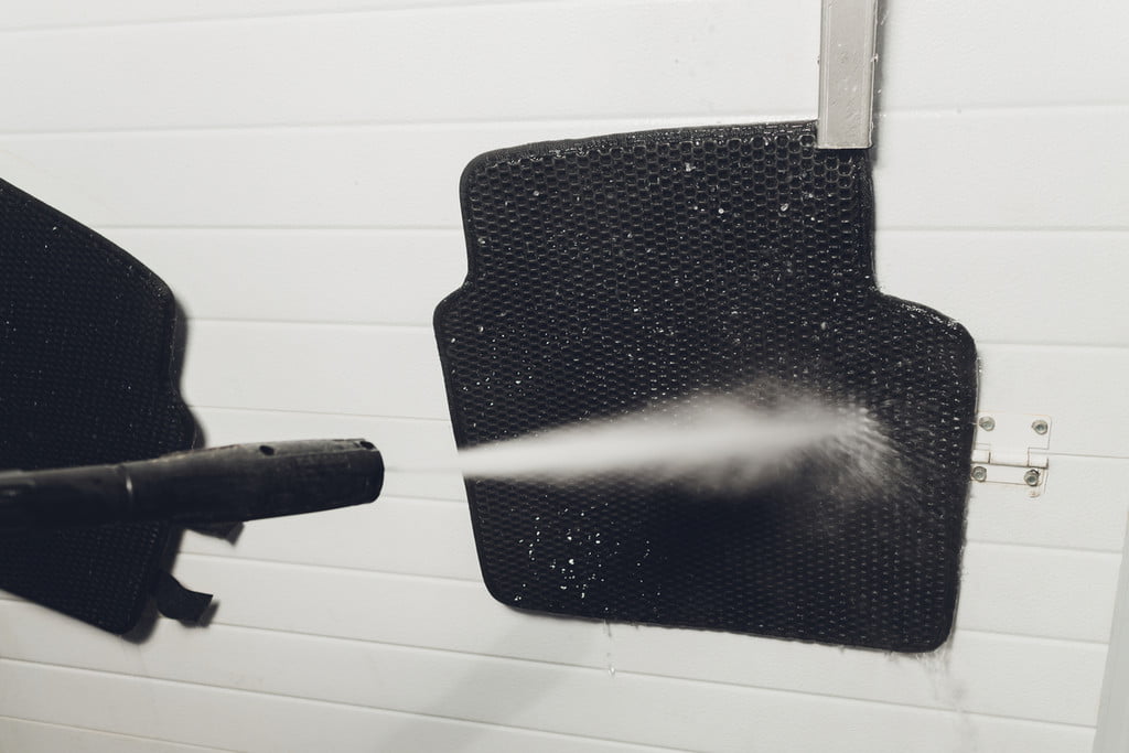 Gorilla Express Auto Wash Cottage Hills - FREE floor mat cleaning! After  your car wash, try out our new mat cleaner that will clean your carpeted  and rubber floor mats. Only takes