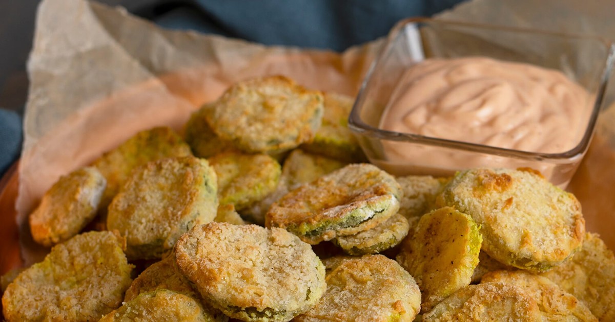https://www.themanual.com/wp-content/uploads/sites/9/2021/06/fried-pickles-recipe-air-fryer.jpg?resize=1200%2C630&p=1