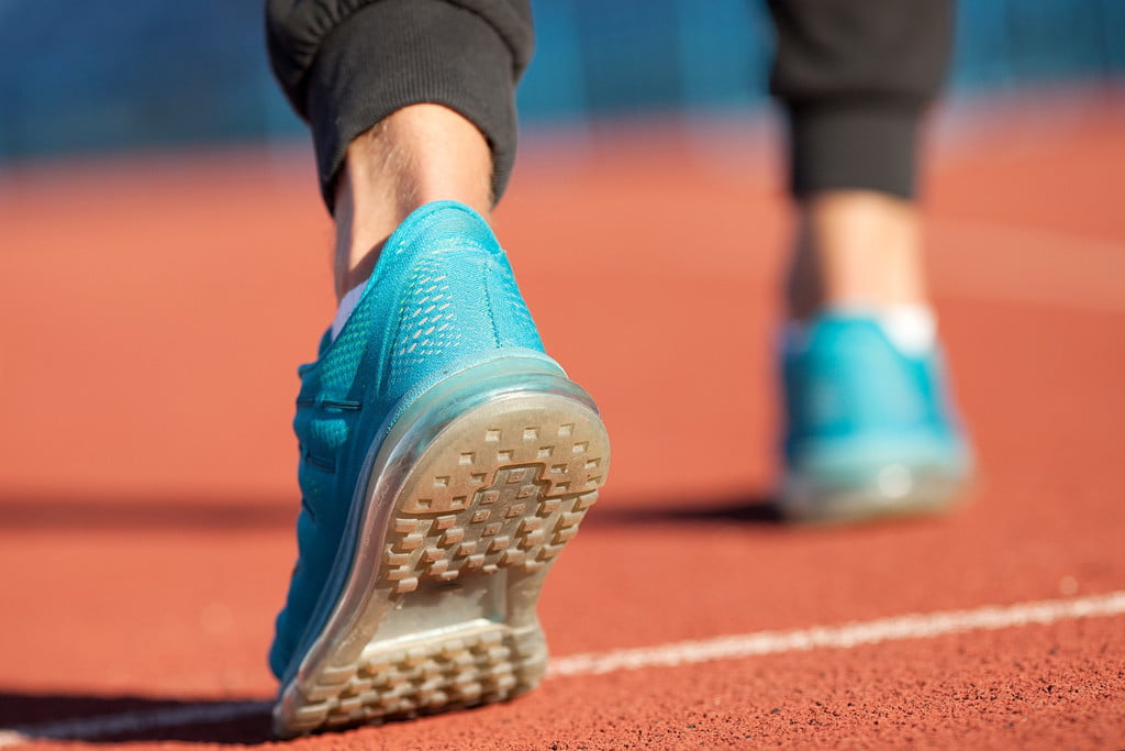 how-to-wash-your-running-shoes-thoughts-and-pavement