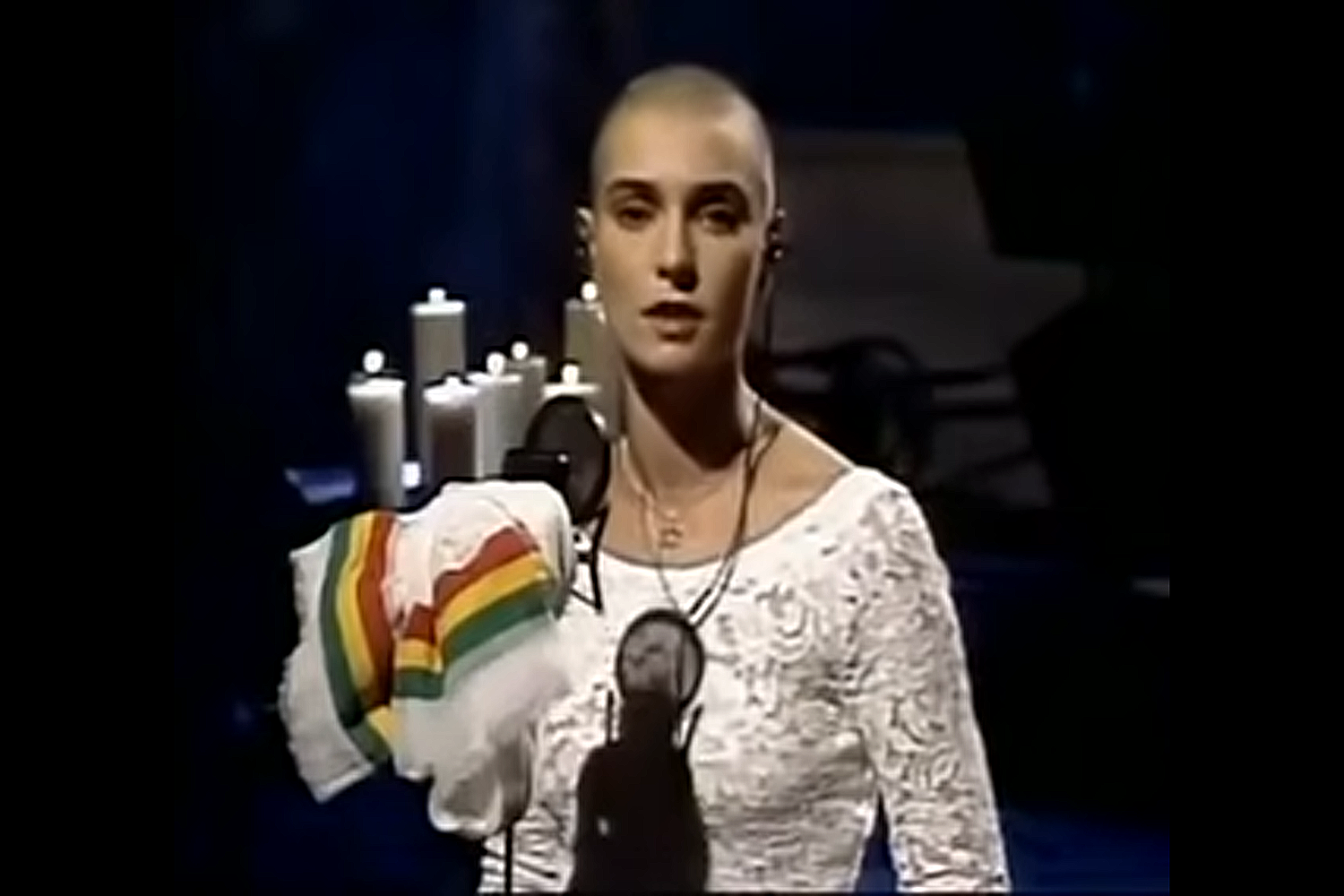 Sinead O'Connor (1992)