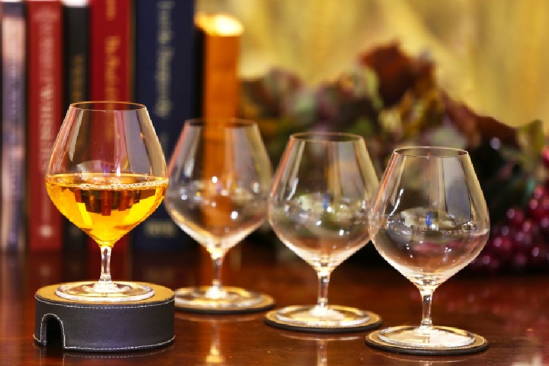 The 7 Best Cognac Glasses, According to the Experts