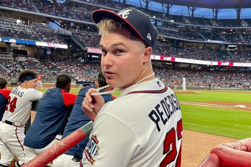 Why Joc Pederson wears a pearl necklace during Braves games: 'It's a  mystery for everyone