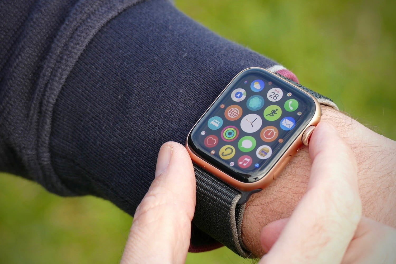 Best offers discount on apple watch