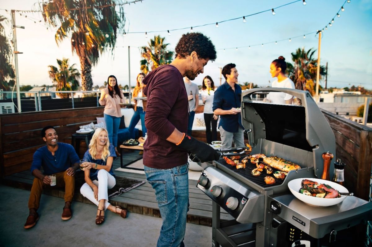 Weber grill hotsell labor day sale