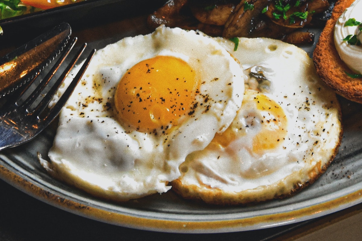 Fried sunny side up eggs.