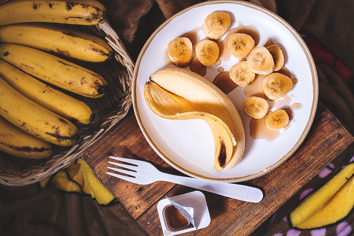 Sliced banana with honey