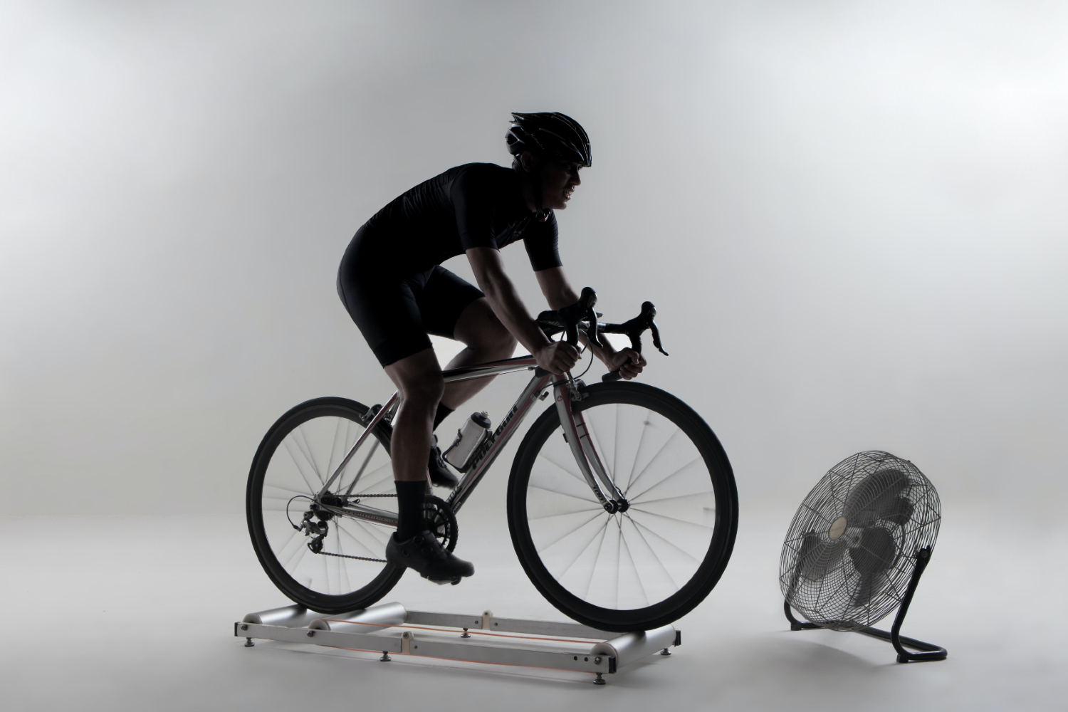 Best beginner bike online trainer