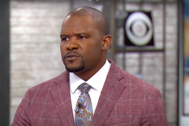 Coach Brian Flores Files Class Action Lawsuit Against NFL - The Manual