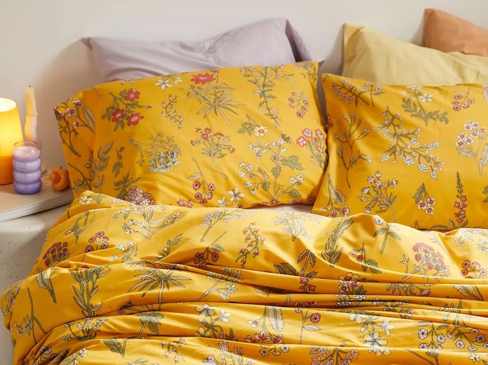 Myla Floral Comforter Set