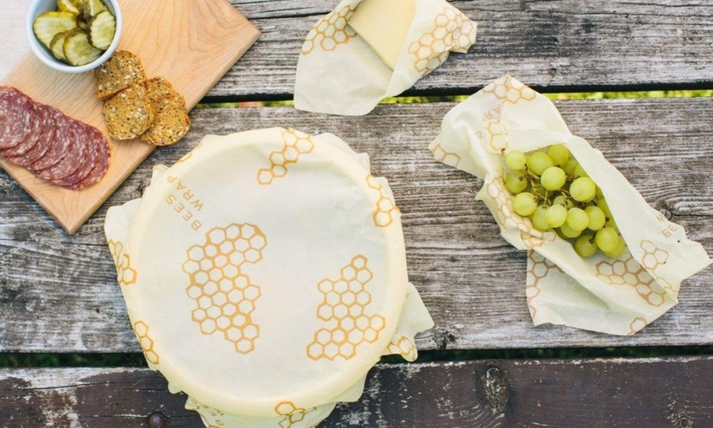 Bee's Wrap Eco-Friendly Reusable Beeswax Food Wrap.