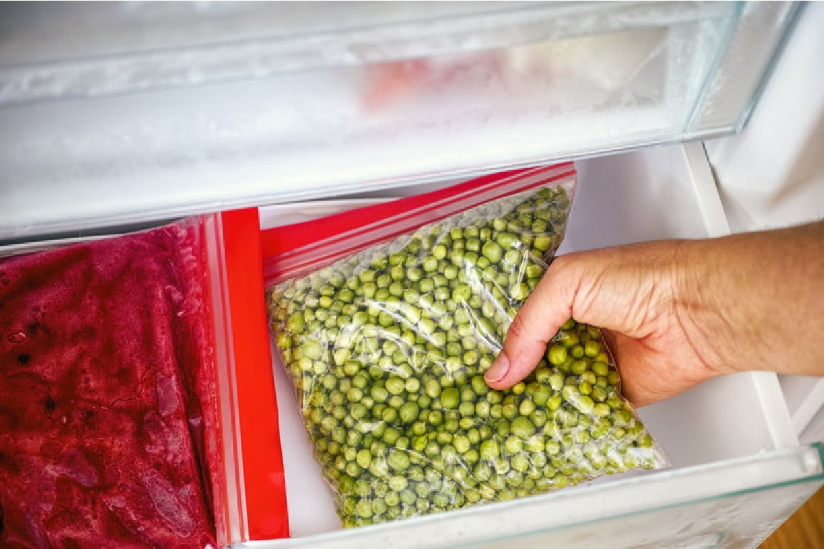 Simple Ways to Freeze Dry Food Without a Machine (with Pictures)