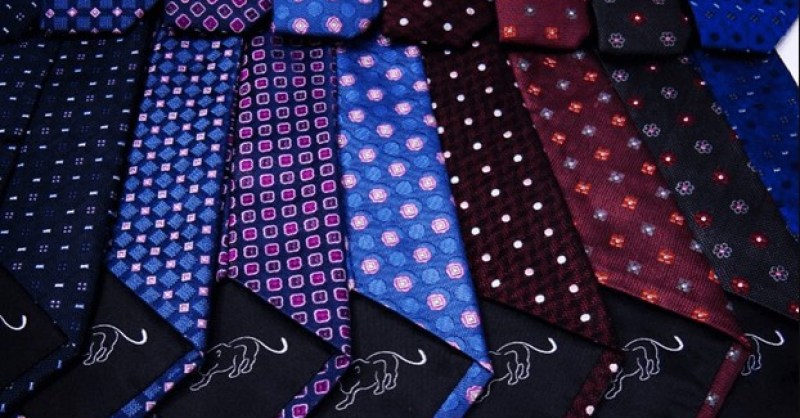 Red vs. Blue: Why Necktie Colors Matter