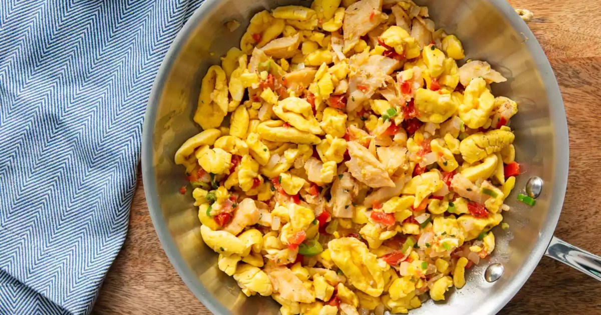 https://www.themanual.com/wp-content/uploads/sites/9/2022/12/ackee-and-saltfish.jpg?resize=1200%2C630&p=1