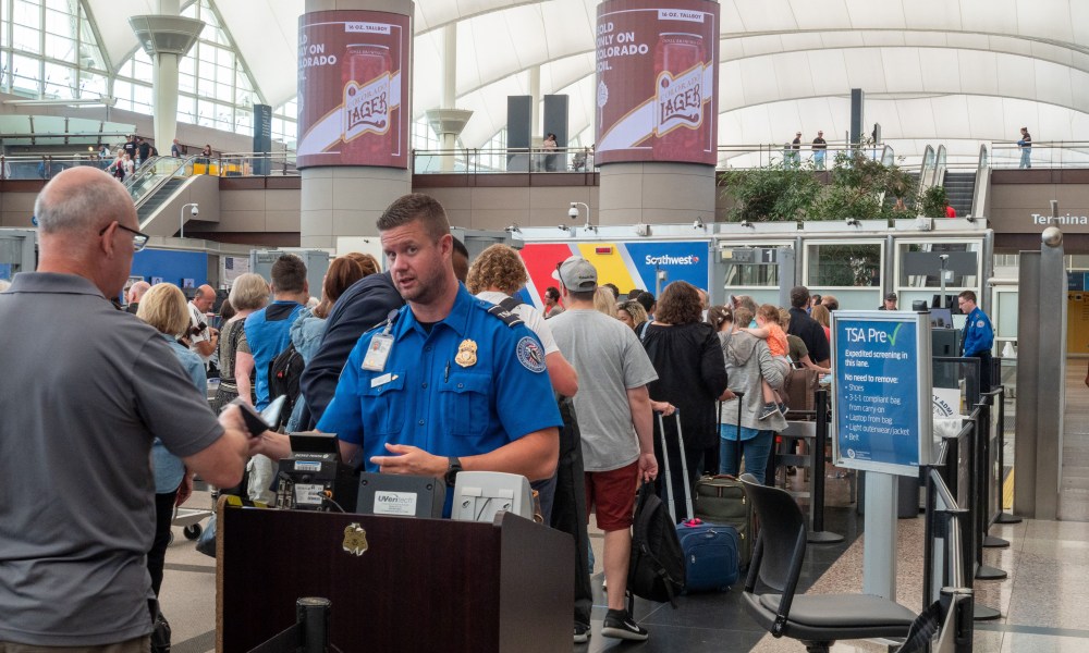 TSA security line