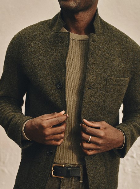 Man in tweed olive sportcoat