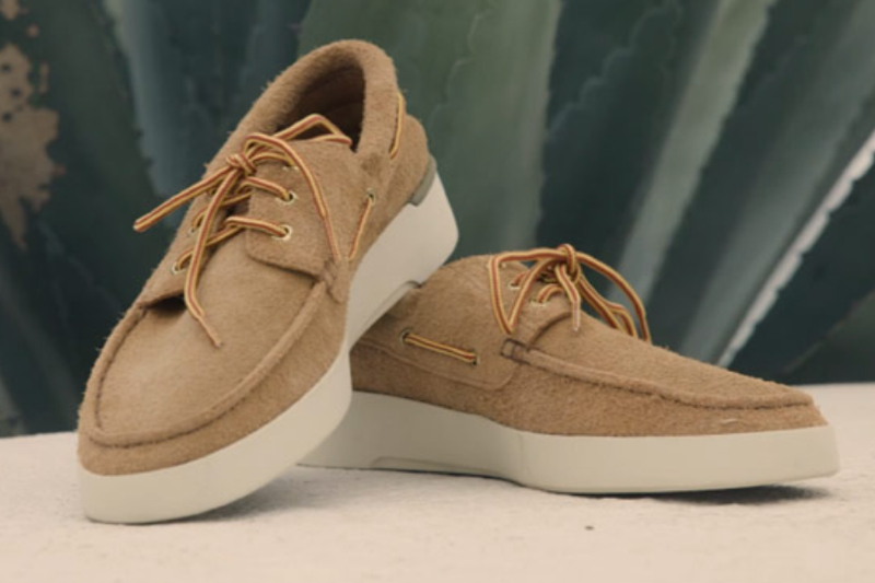 Sperry suede best sale sneakers