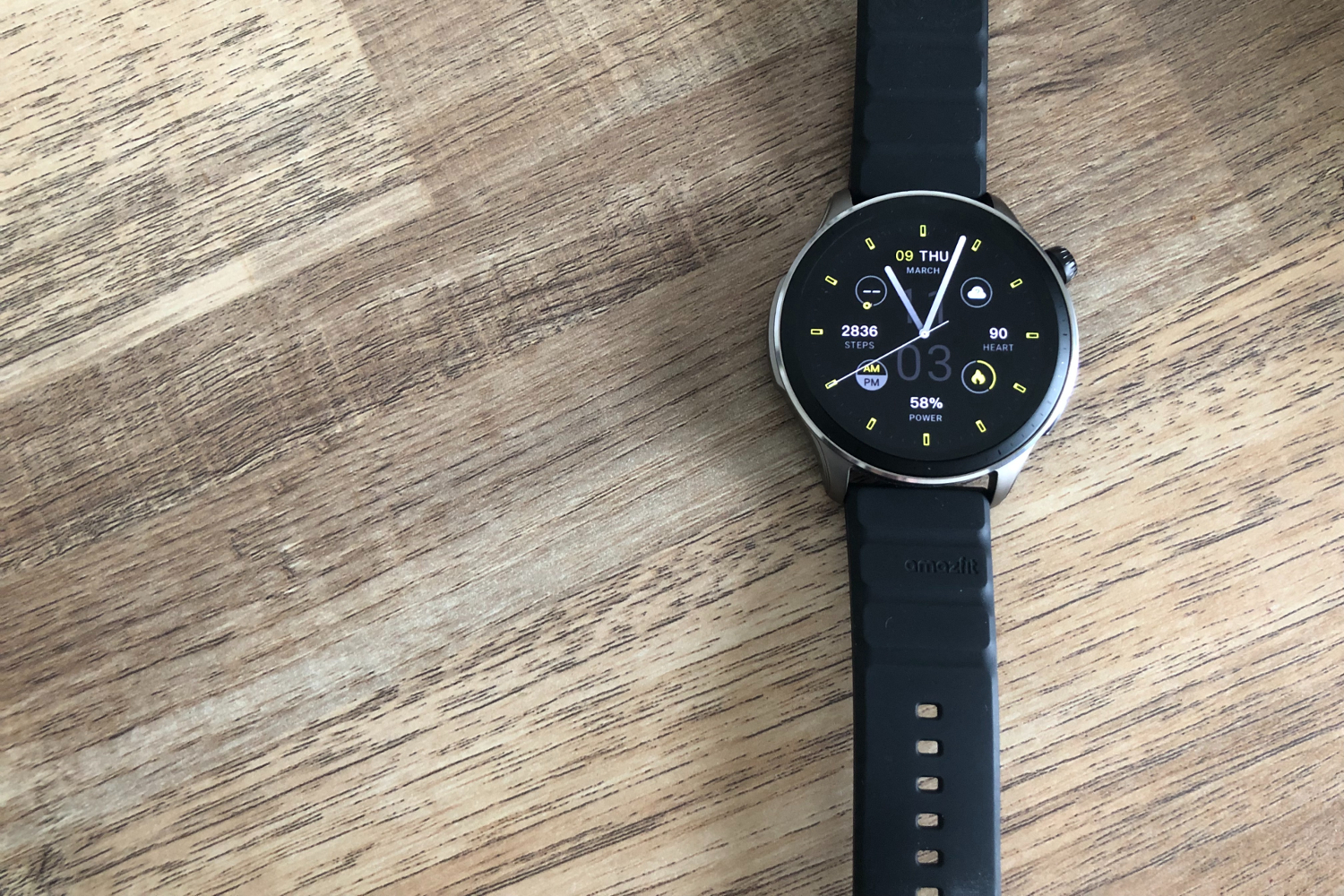 Amazfit GTR 4 Review: A Feature-Packed Smartwatch That Offers Good Value