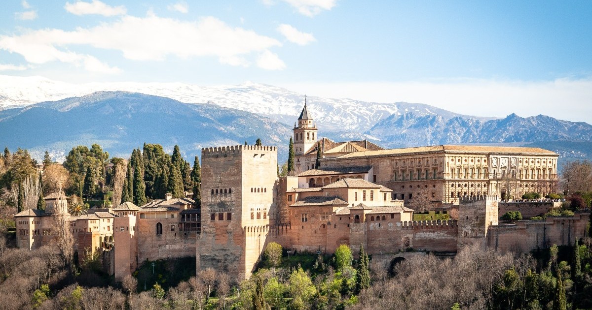 granada-spain-on-400-where-to-eat-stay-and-play-the-manual