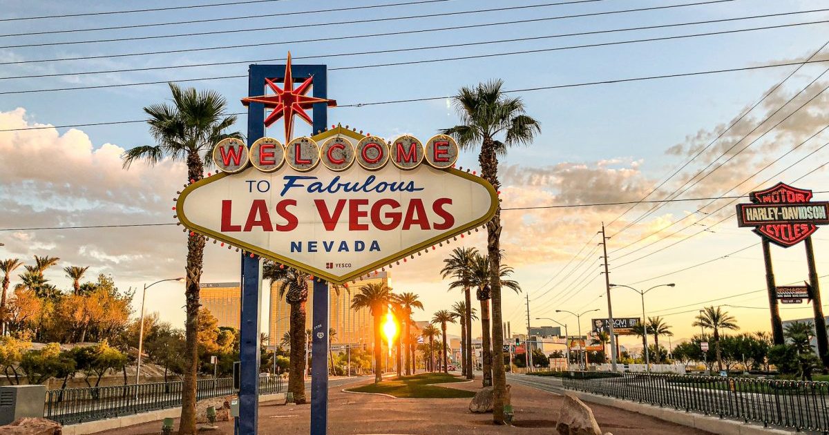 12 Mistakes Travelers Make in Las Vegas — and How to Avoid Them
