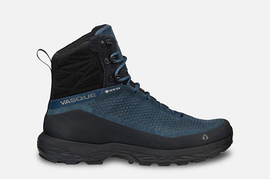 Vasque Torre AT GTX Waterproof Men's Hiking Boot (in navy) isolated on a plain studio background.