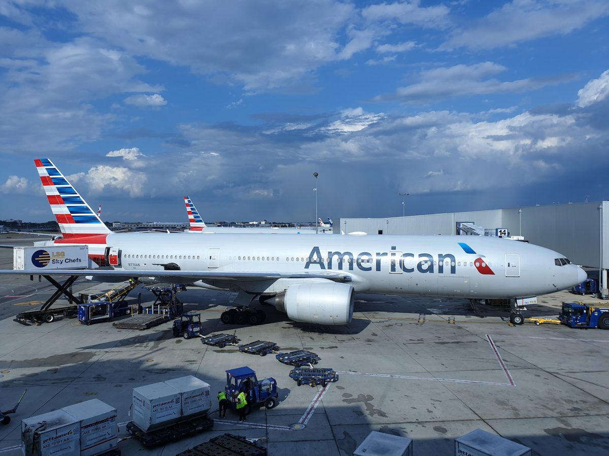 American airlines military online checked bags