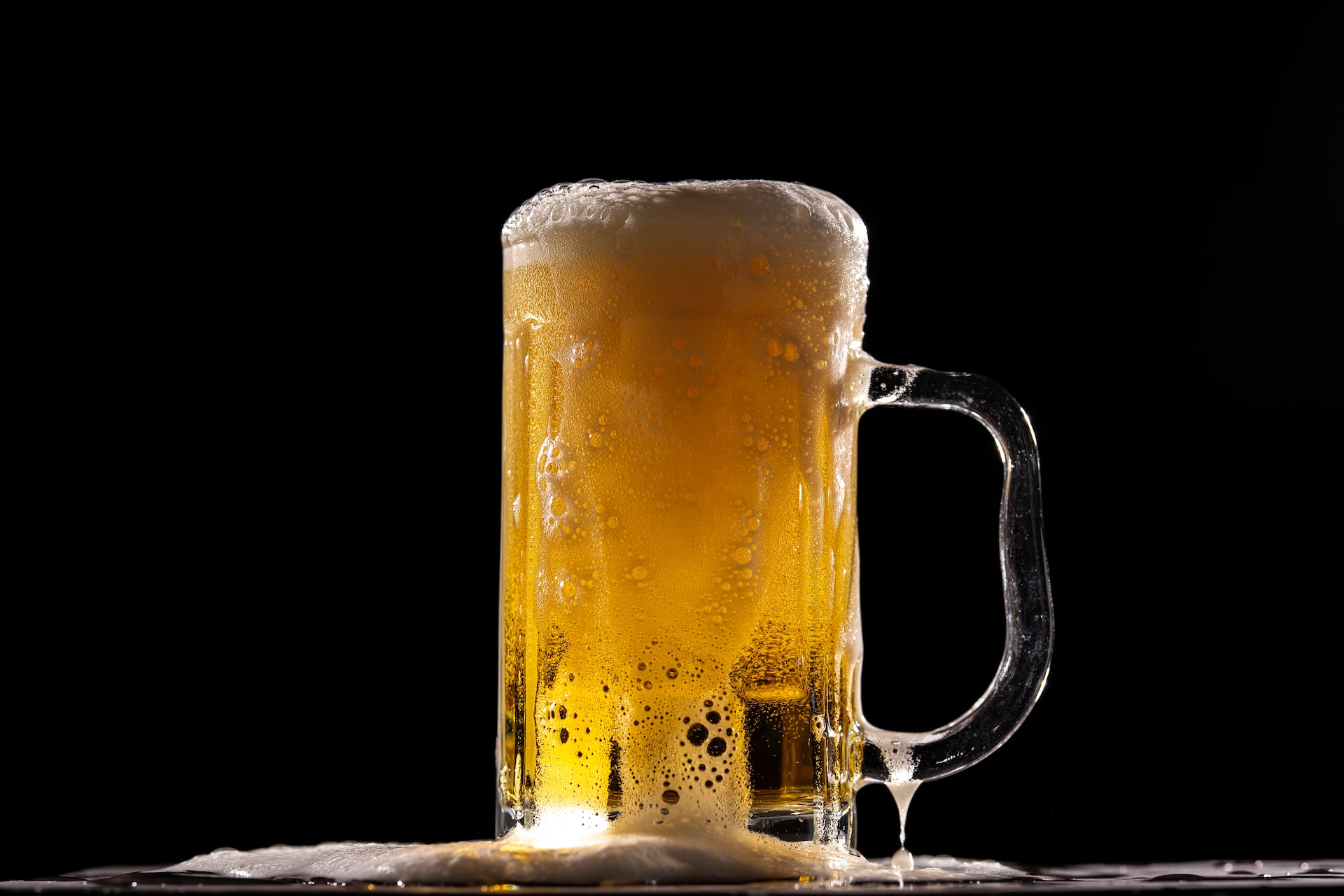 Beer Cubes : Miller Lite invente un bac à glaçons à remplir avec de la  bière pour rafraîchir les cannettes - NeozOne